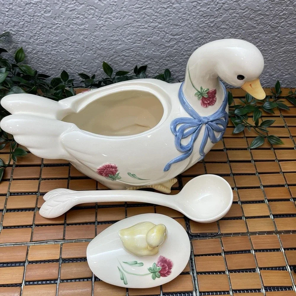 Vintage Lenox Poppies On Blue Barnyard Goose Soup Tureen Lid Ladle Complete Set